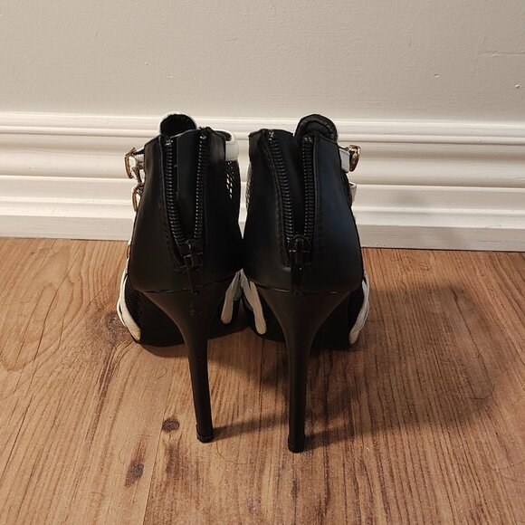 Black and White Mesh High Heels - Sz 8.5 - Picture 4 of 8